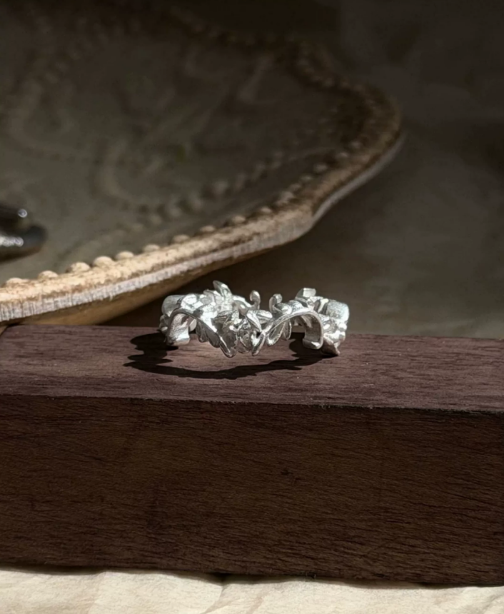Perrosa Bloom Ring