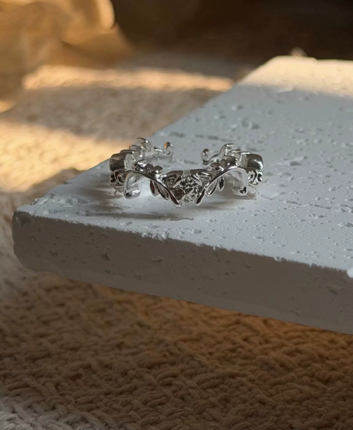 Perrosa Bloom Ring